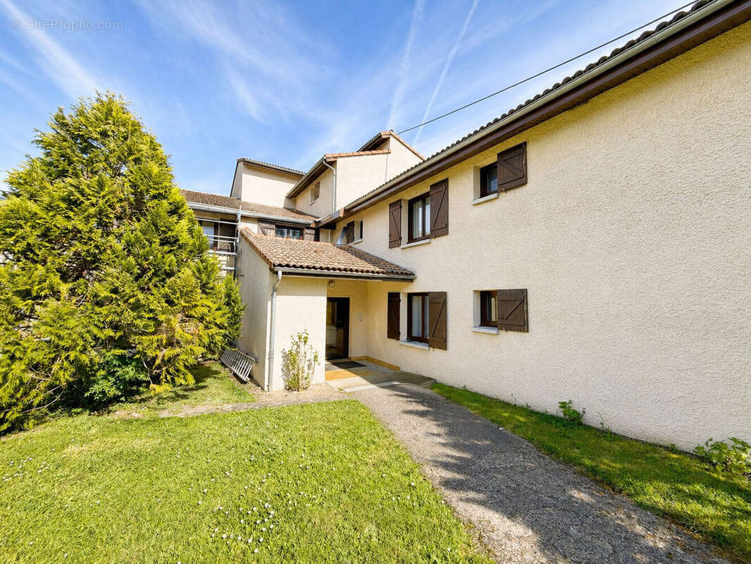 Appartement 91 m² à Combronde  - photo 3