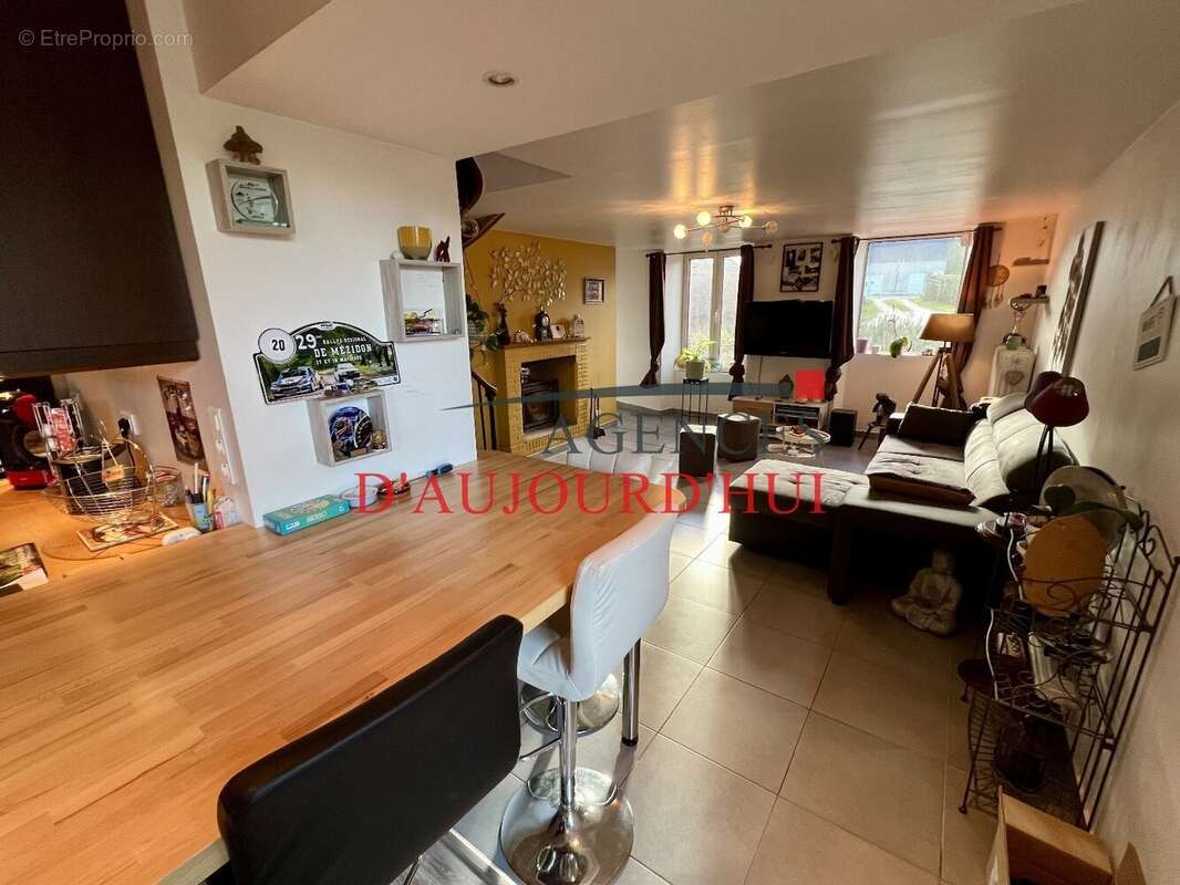 Maison à LE BENY-BOCAGE