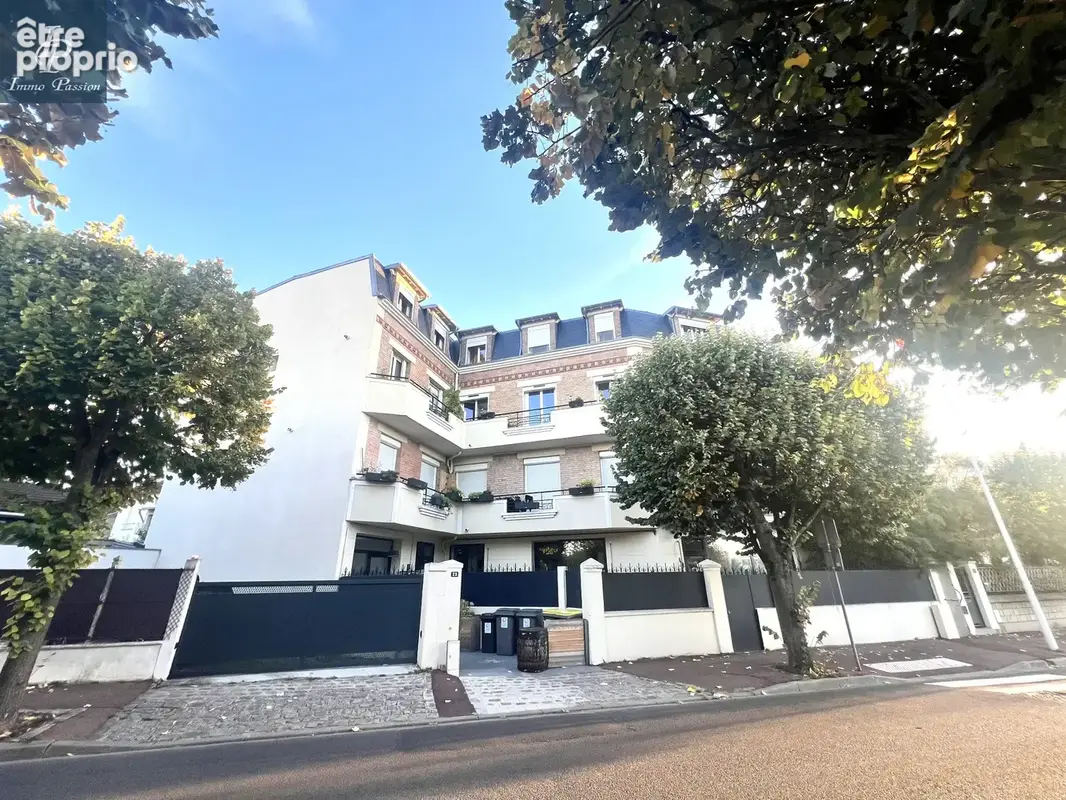 Photo Appartement à Issy-Les-Moulineaux au prix de 290 000€