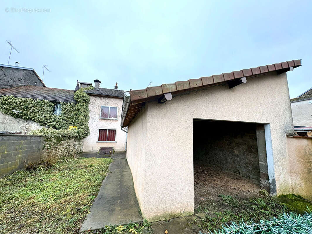 Maison à LAMARCHE