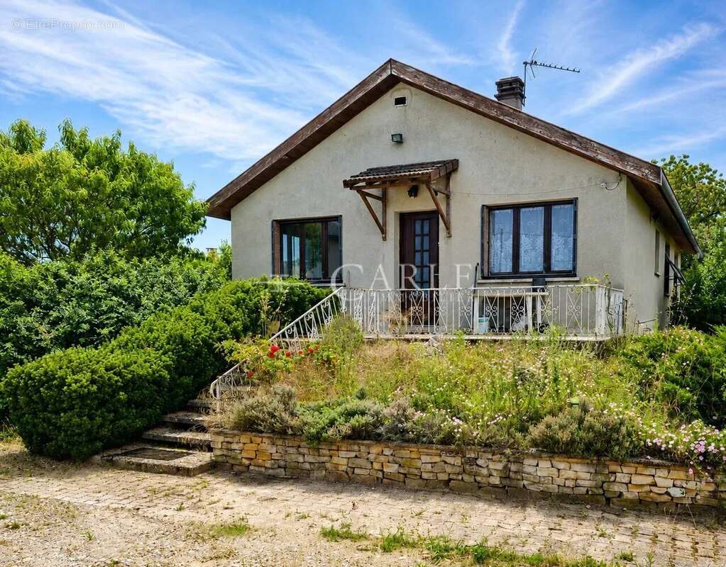 Maison à PUSIGNAN