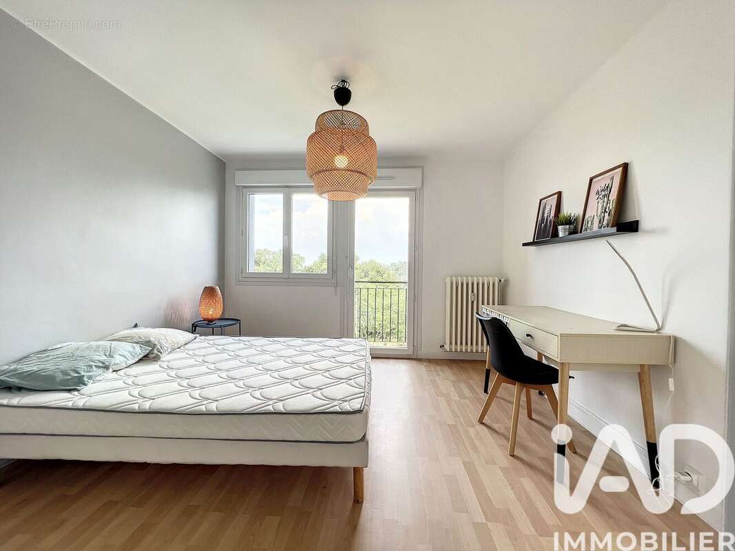 Photo 9 - Appartement à LAVAL