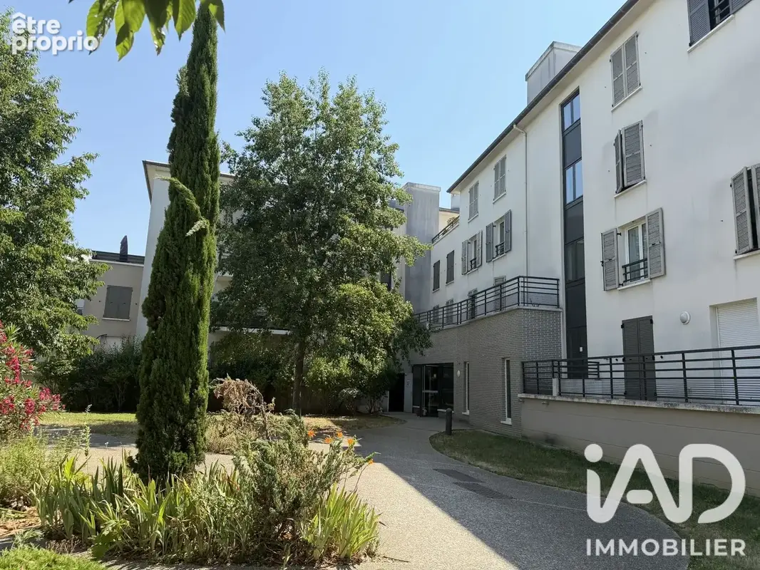 Photo 1 - Appartement à VILLENEUVE-LE-ROI