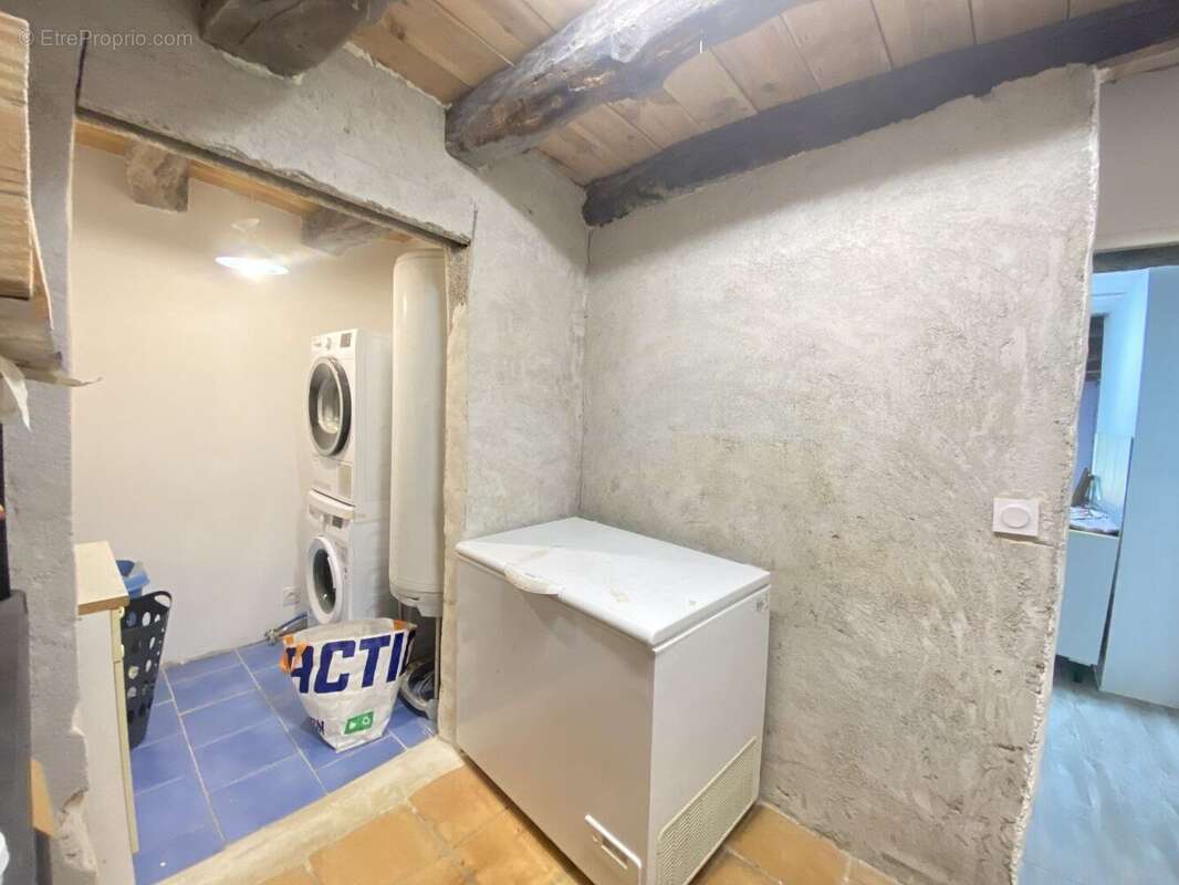 Propriété RARE en Pierre  Triangle d'Or  Rénovation Prestige  Gîtes Clés en Main  Vue Pano. - photo 8