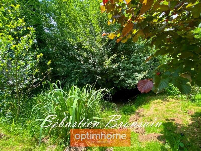 Maison à MONT-SOUS-VAUDREY