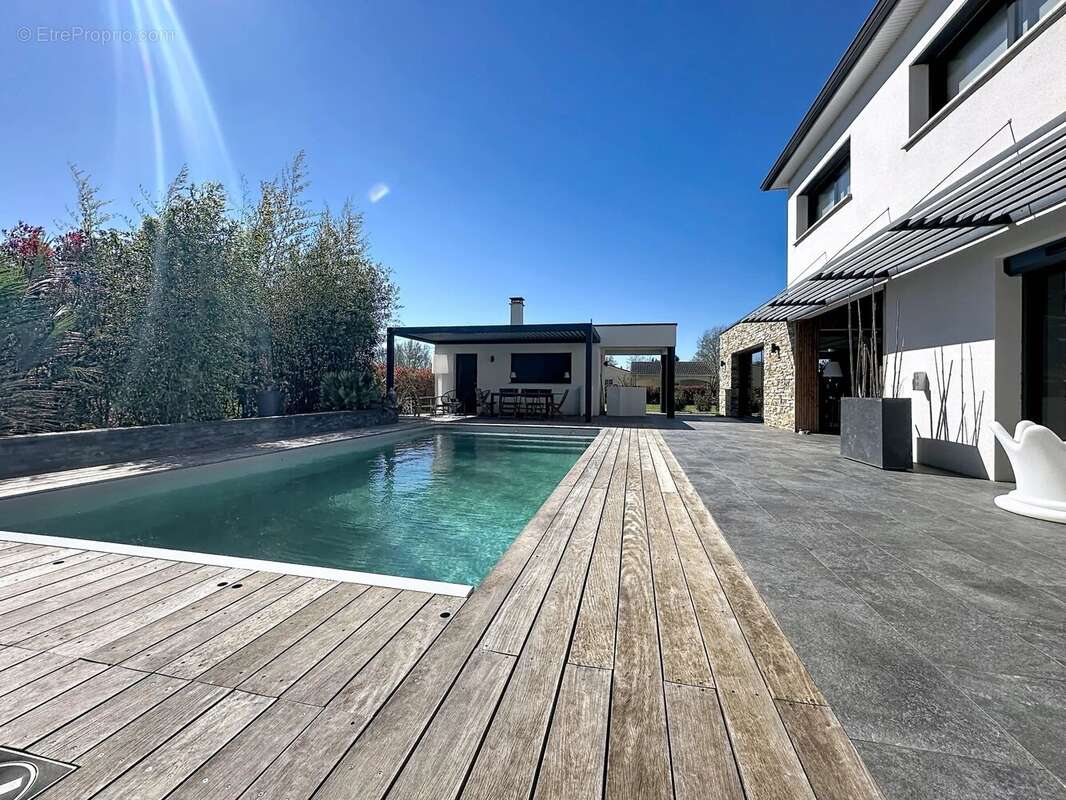 Maison à ROQUES