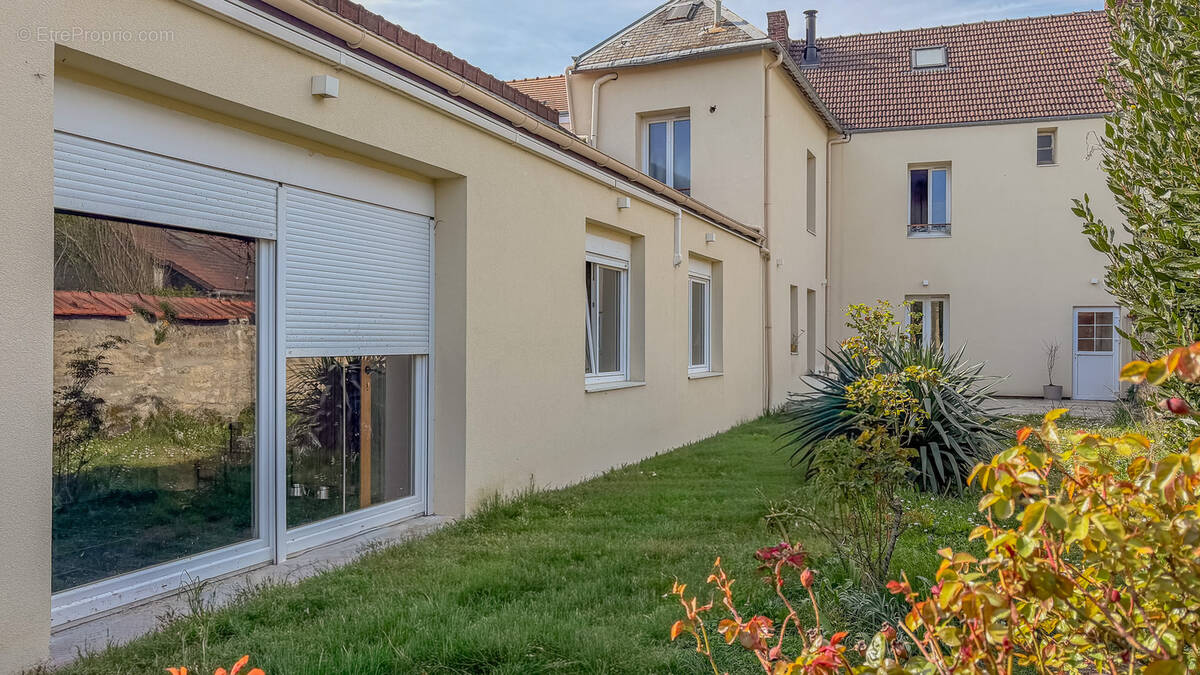 Maison à SAINT-MAXIMIN