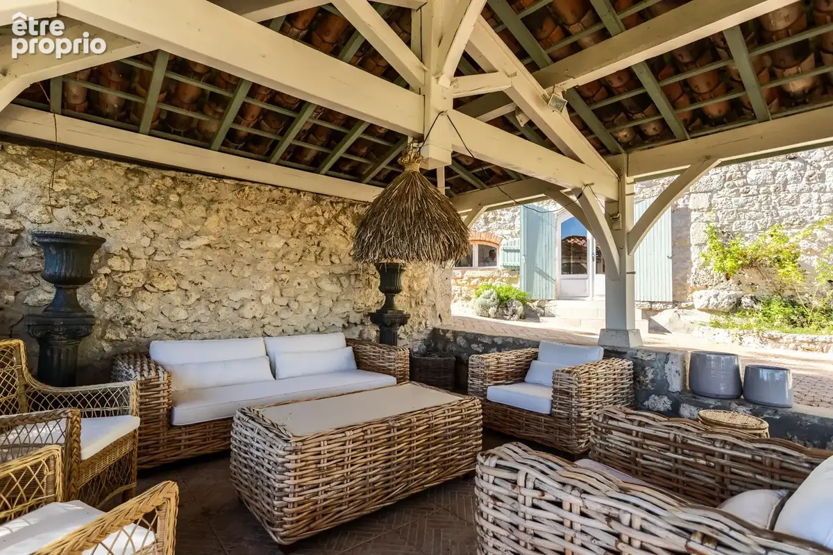 Propriété de campagne avec piscine, annexe et vue panoramique - photo 18