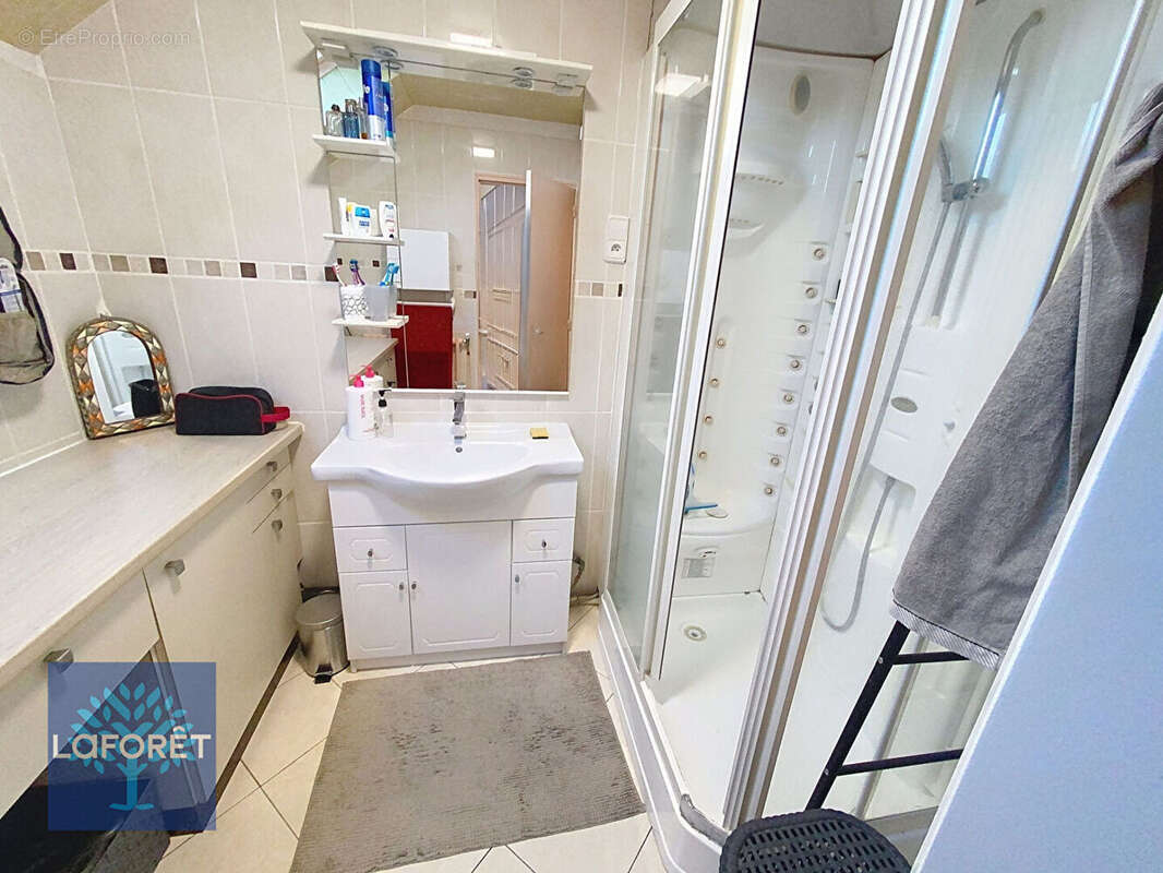 Appartement à FOUGERES