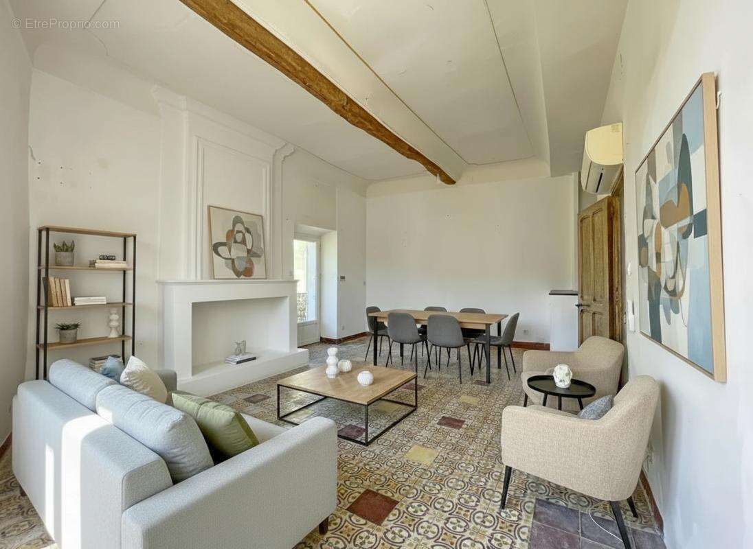 Maison à GINASSERVIS