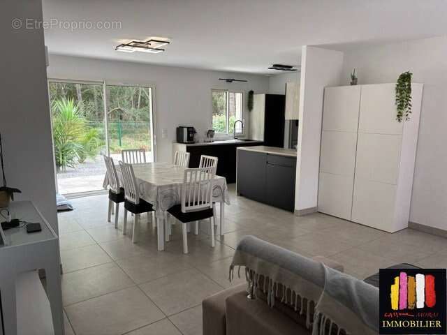 Maison à MOLIETS-ET-MAA