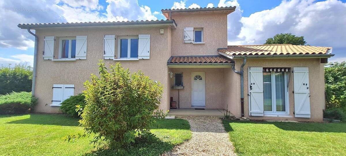 Photo 1 - Maison à REYRIEUX