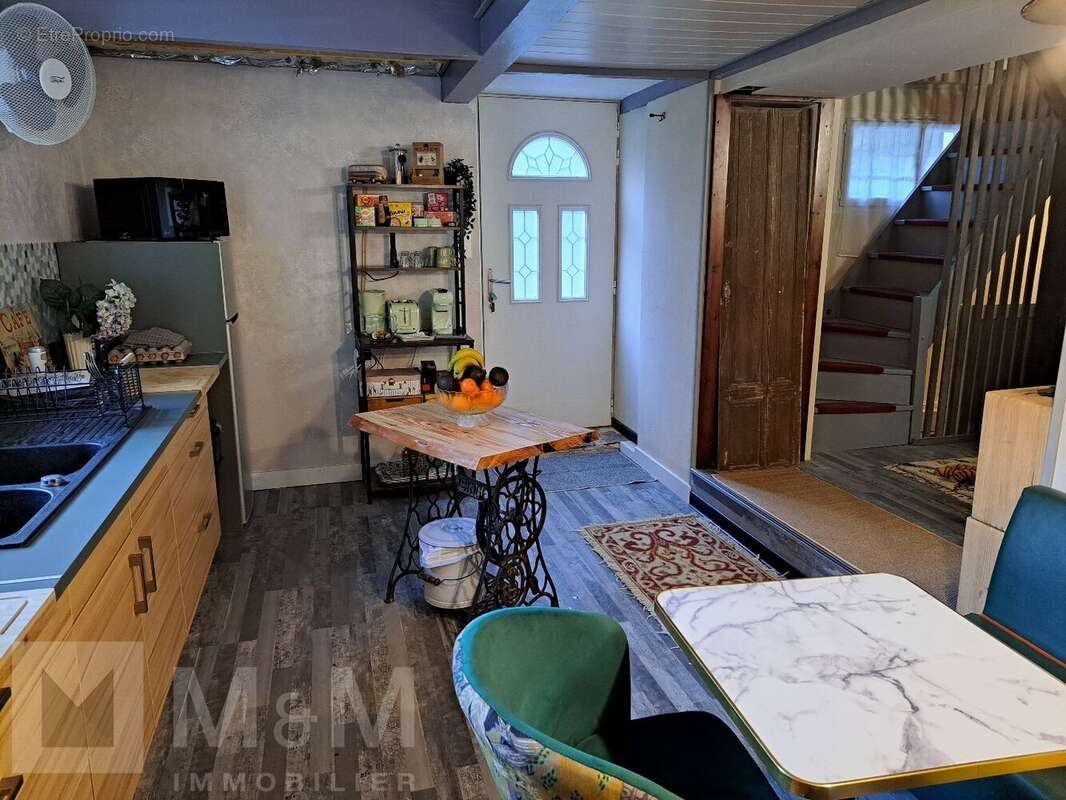 Maison à MONTFORT-SUR-BOULZANE