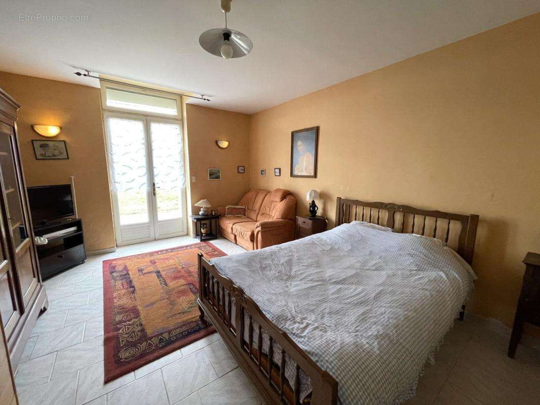 Maison à HAUTERIVES