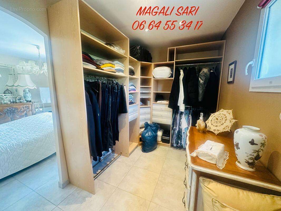 Maison à SAINT-HILAIRE-DE-BRETHMAS