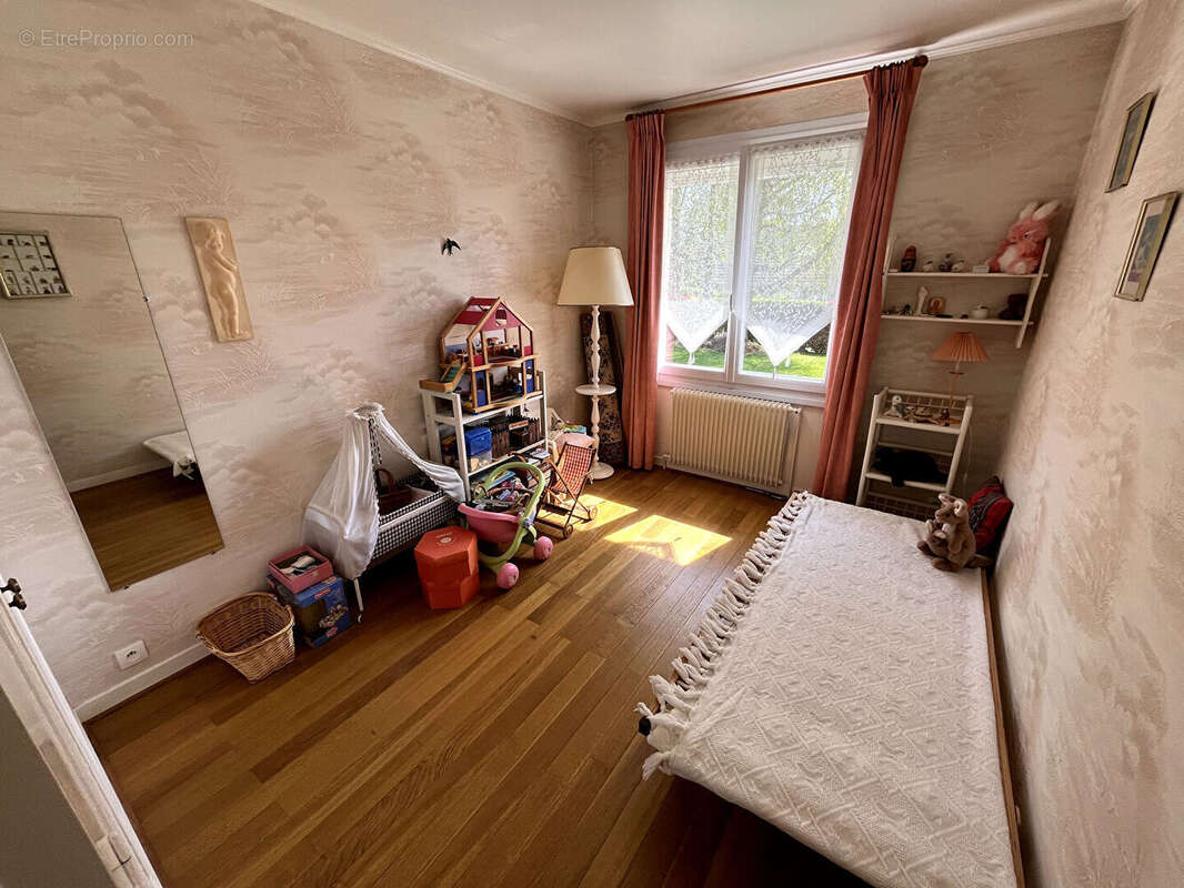 Maison à OINVILLE-SUR-MONTCIENT