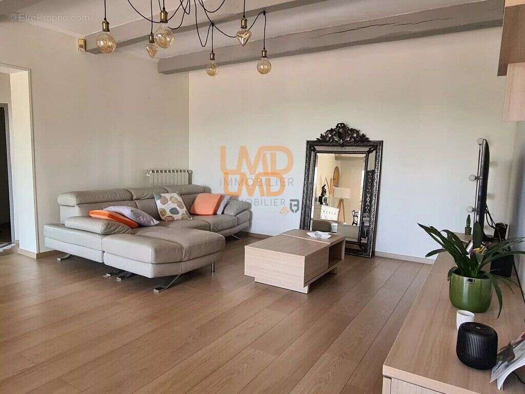 Maison à CAUMONT-SUR-DURANCE