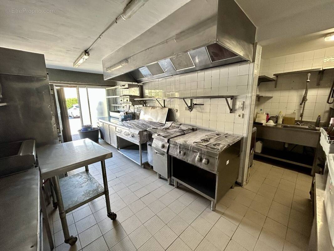 Commerce à MARSEILLAN