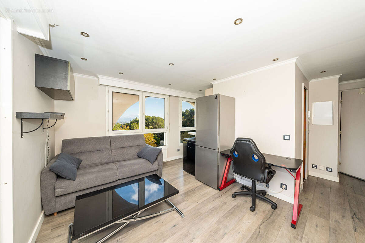 Appartement à MOUGINS