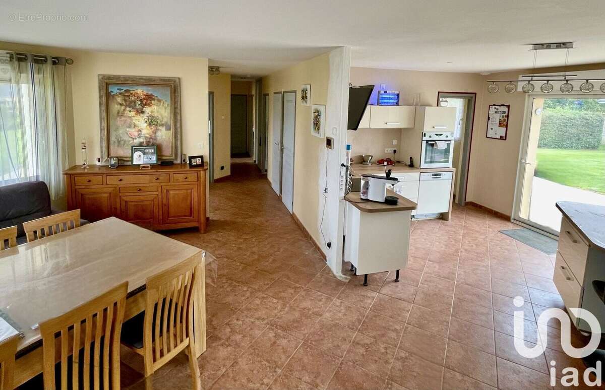 Photo 5 - Maison à HORNOY-LE-BOURG