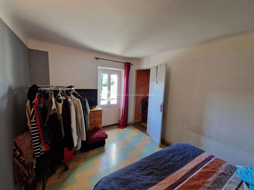 Maison 105 m² à Saint-Martin-De-Valgalgues  - photo 8