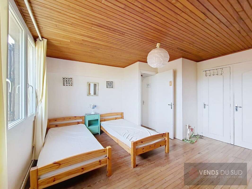 Maison à CASTANET-LE-HAUT