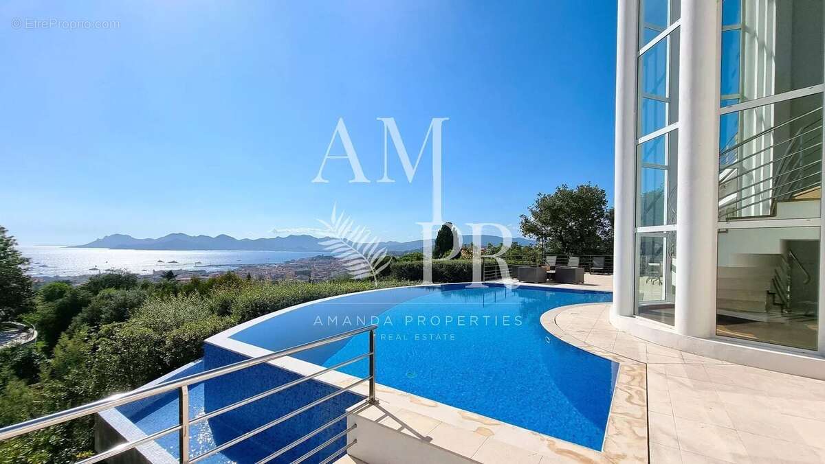 Maison à CANNES