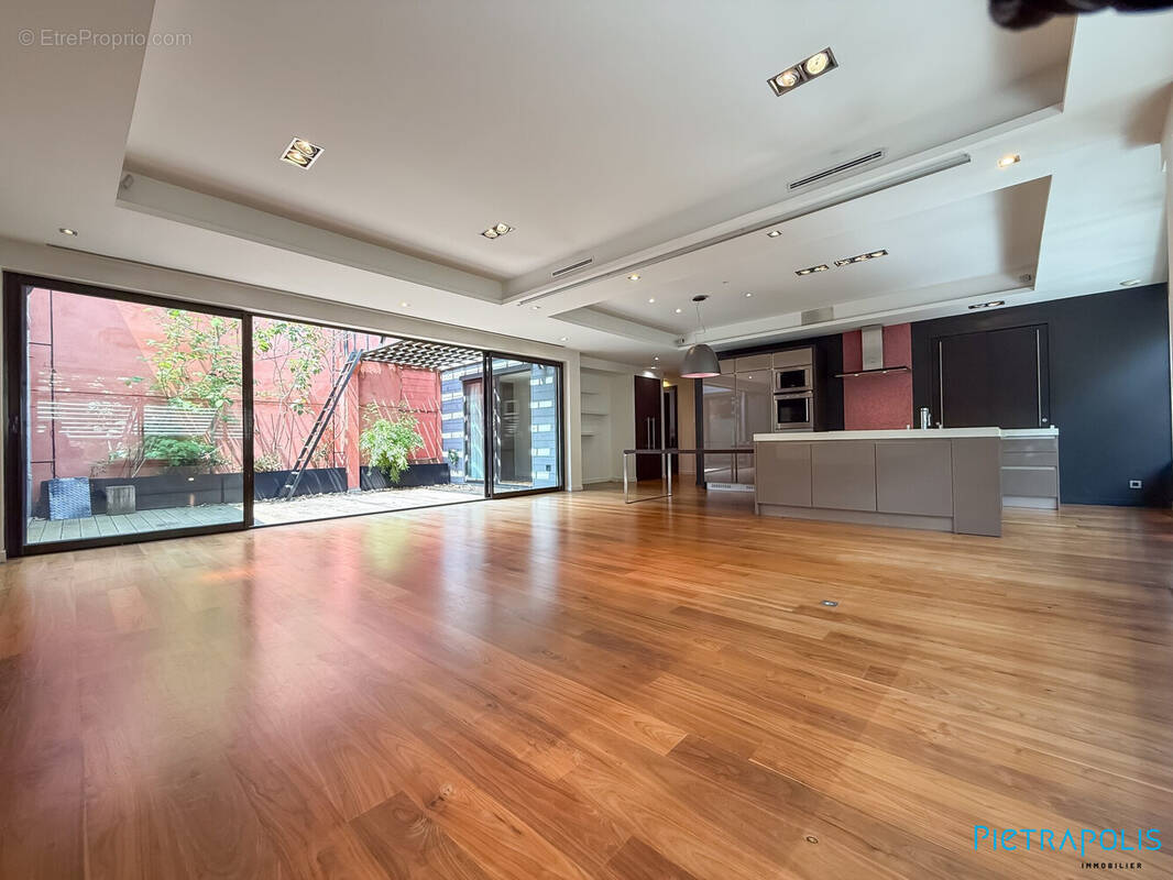 Appartement à LYON-7E