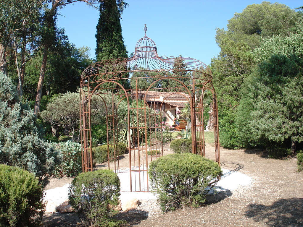 Maison à FREJUS