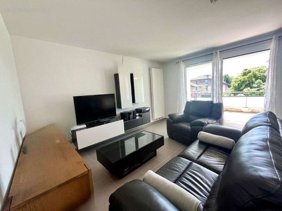 Appartement 70 m² à Saint-Julien-En-Genevois  - photo 21