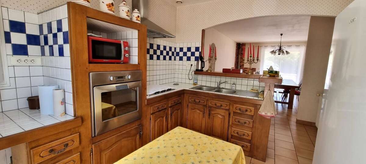 Maison  plain pied de 2000 avec piscine - photo 9
