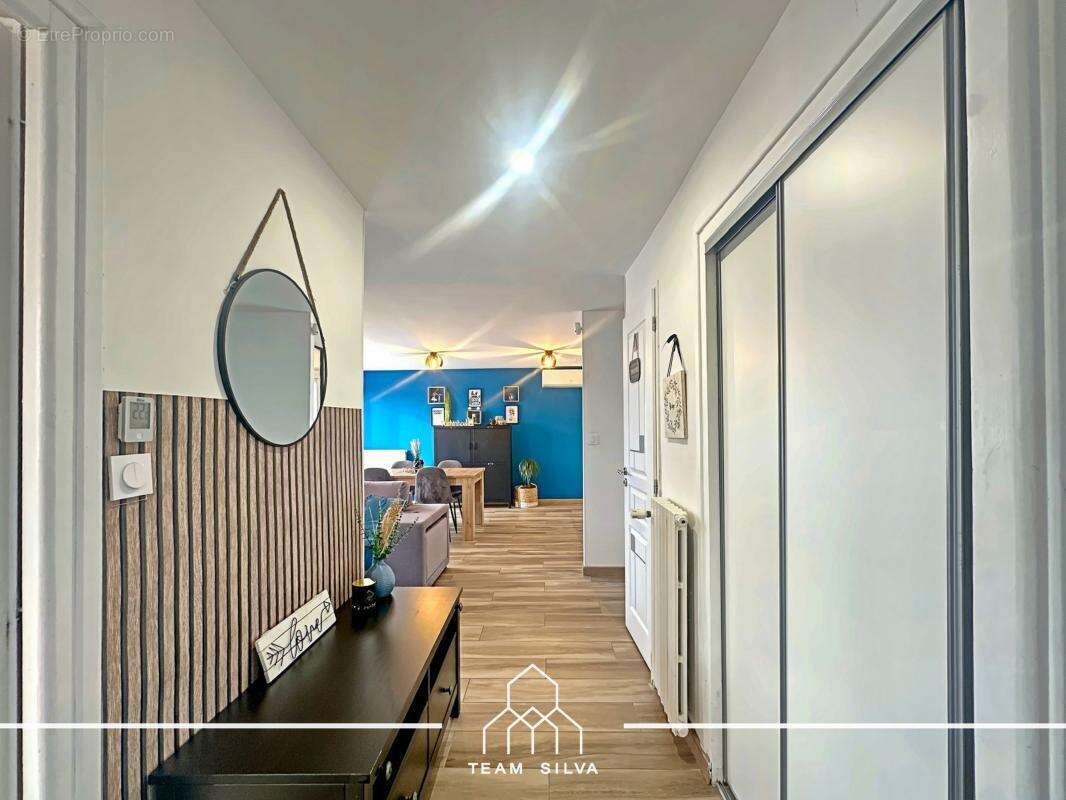 Maison à ROUSSILLON