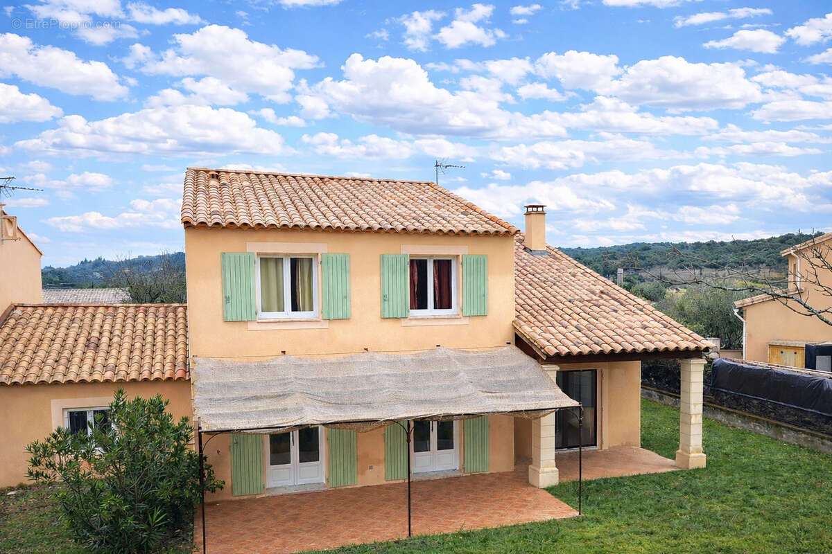 Maison à SAINT-REMEZE