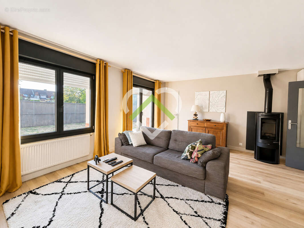 HEM JARDIN DES PERSPECTIVES - Semi-individuelle 4 chambres, Jardin sud-ouest et garage ! - photo 3