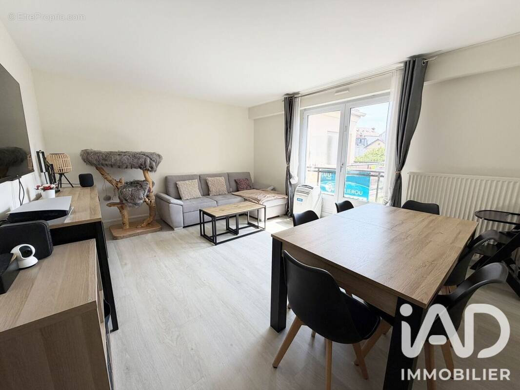 Photo 1 - Appartement à BOISSY-SAINT-LEGER