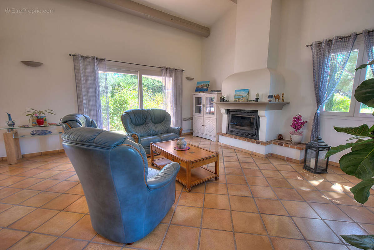 Maison à FREJUS
