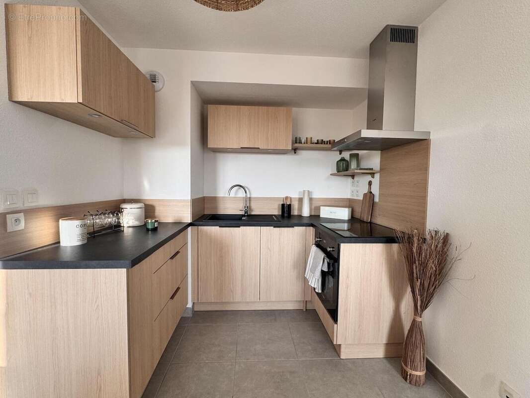   - Appartement à VILLEFRANCHE-SUR-SAONE