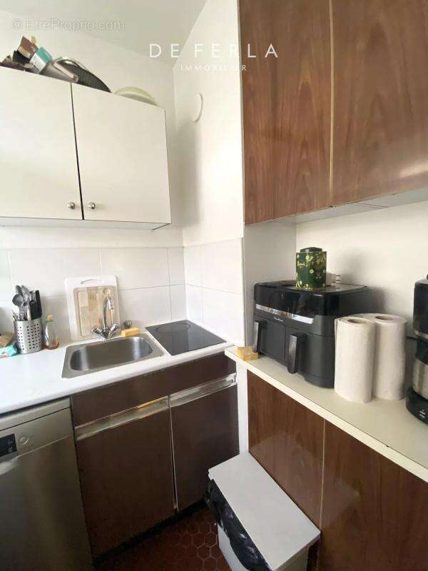 Appartement à PARIS-14E