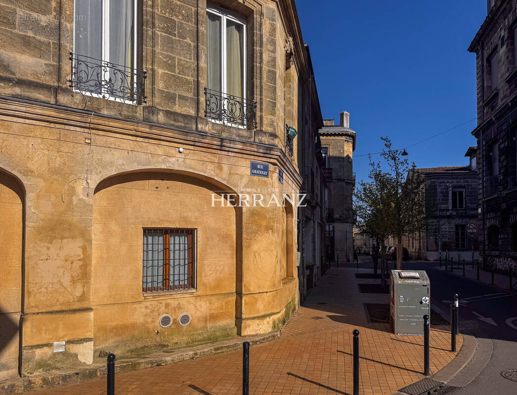 Appartement à BORDEAUX