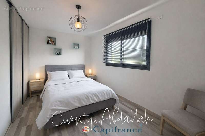 Maison à GILLY-SUR-ISERE