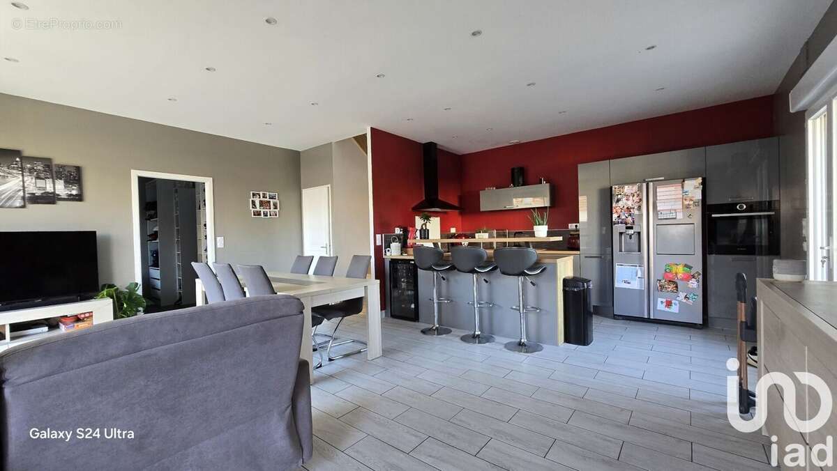 Photo 2 - Maison à SAINT-AMAND-MONTROND