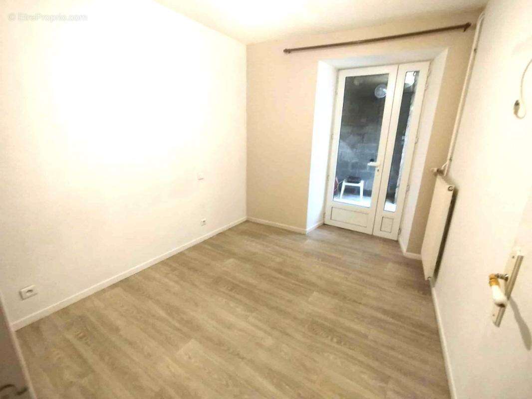 Appartement à AIXE-SUR-VIENNE