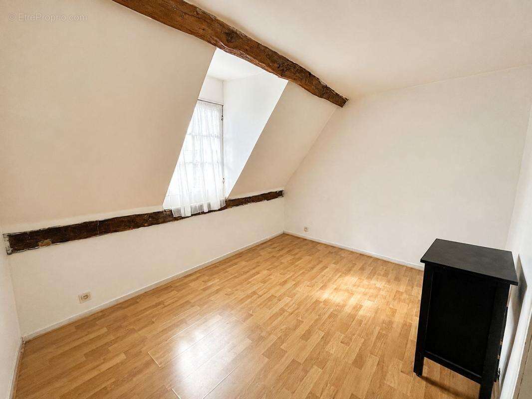 Maison à BEAUVAIS