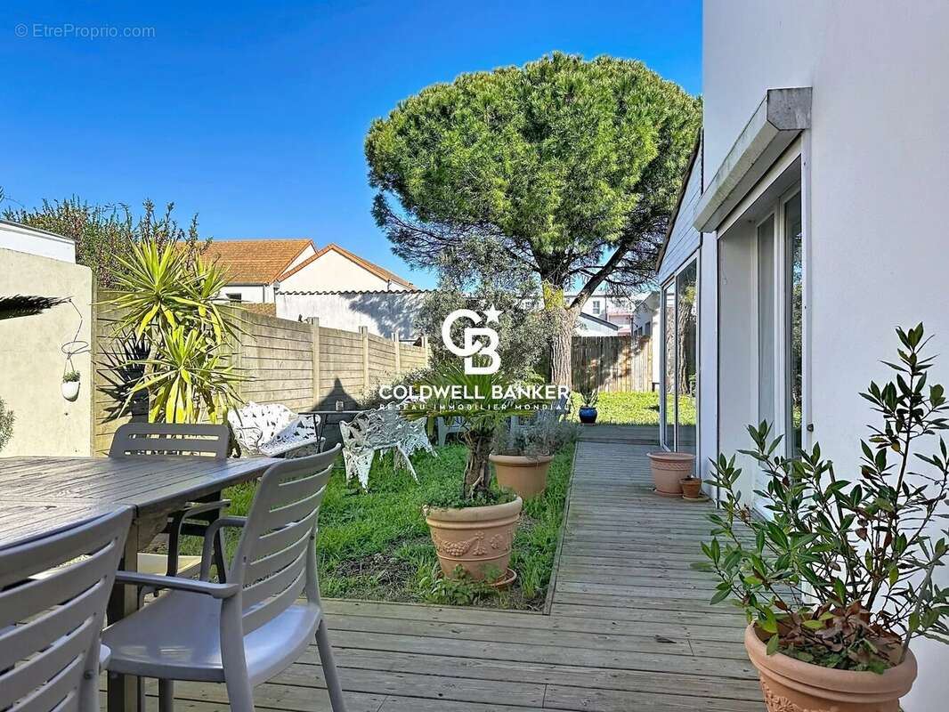 Maison à LA ROCHELLE