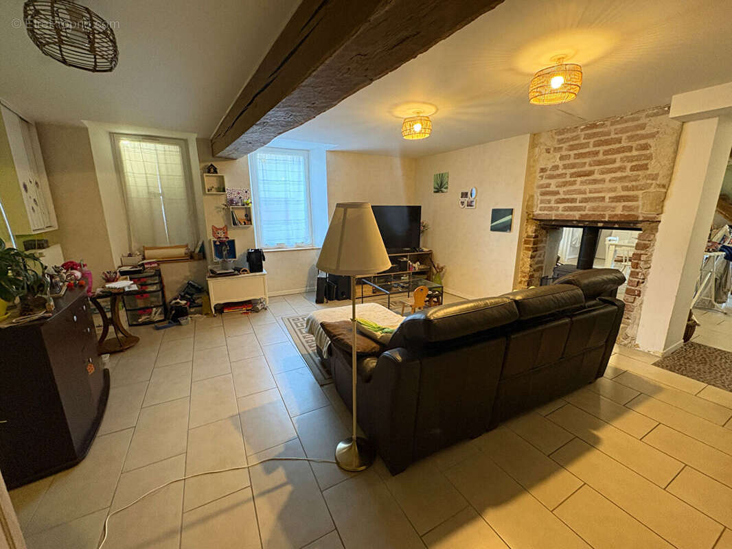 Maison à BRESNAY