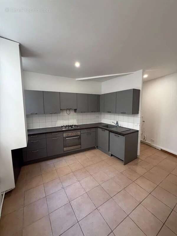 Appartement à PARIS-3E