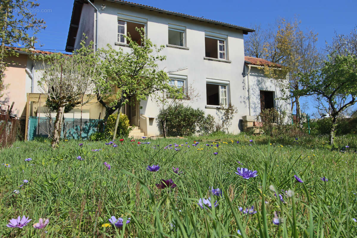 Maison à PUY-L'EVEQUE