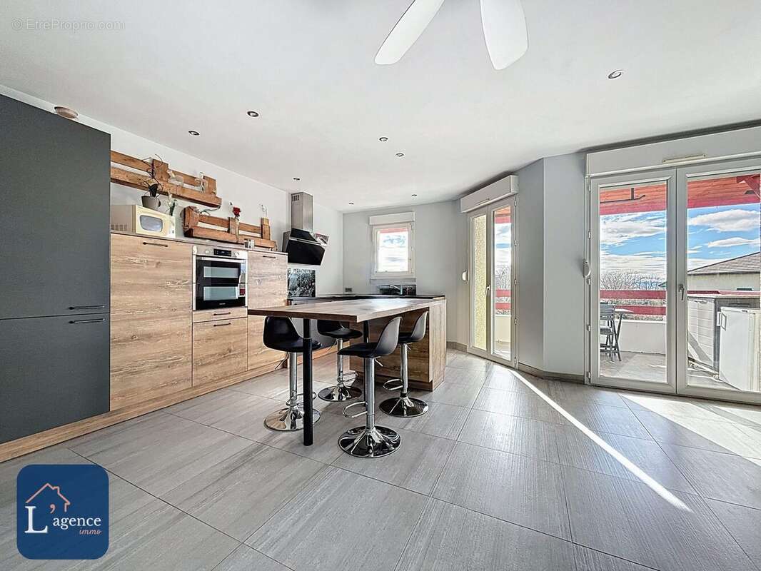 Appartement à CROZET