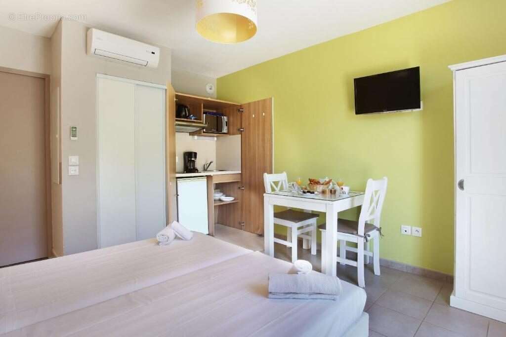 Appartement à LA LONDE-LES-MAURES