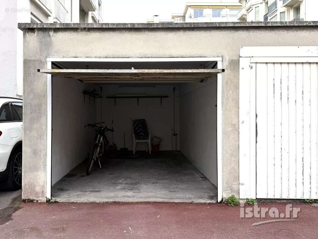 Parking à NICE